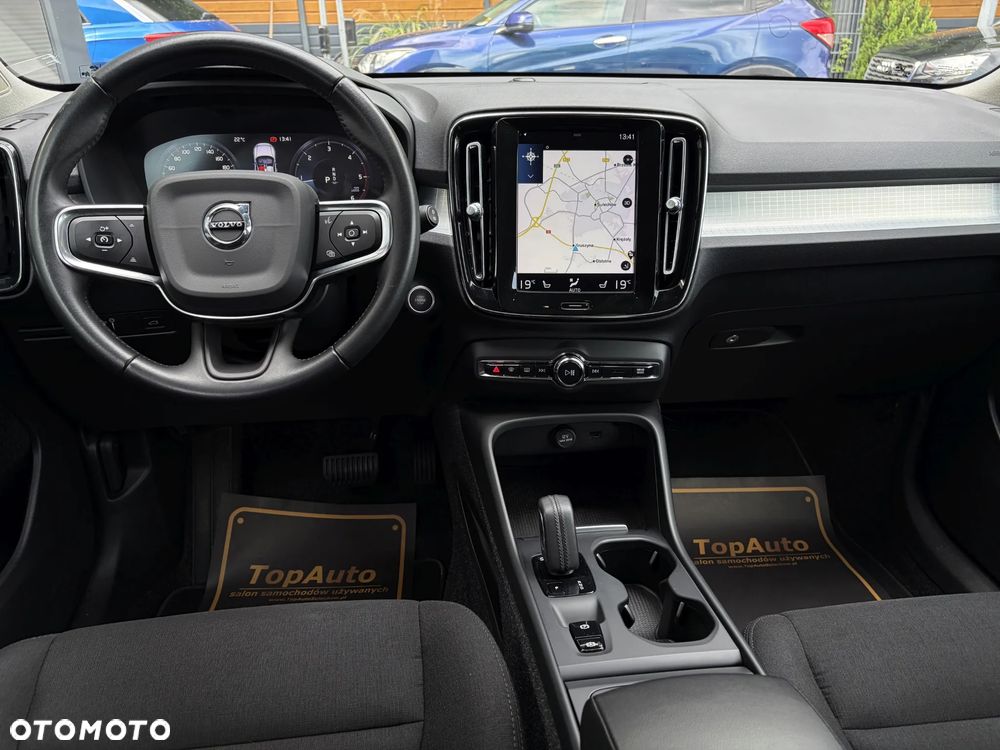 Volvo XC 40 D3 Momentum Pro - 35