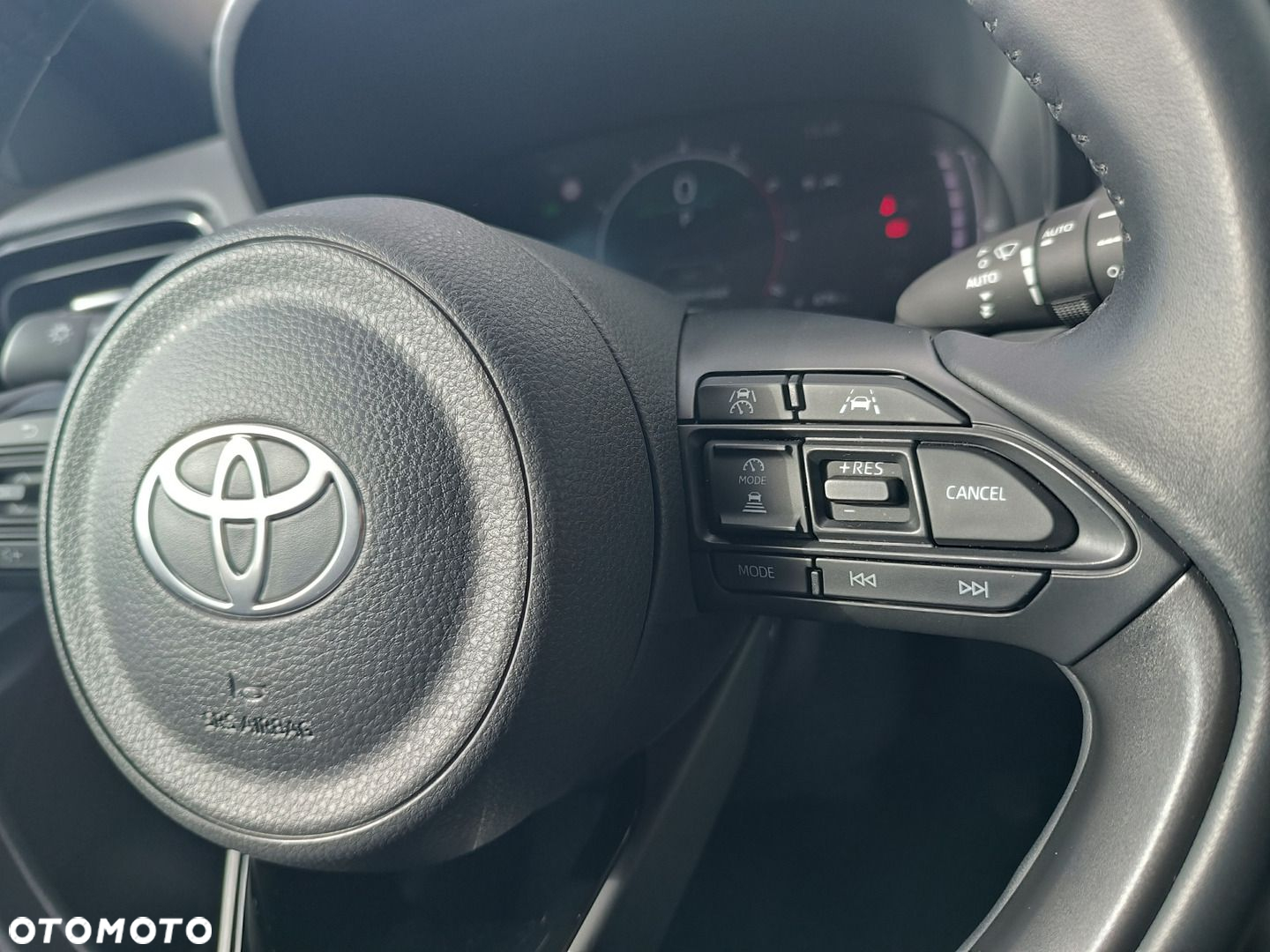 Toyota Yaris Cross Hybrid 1.5 Style - 16