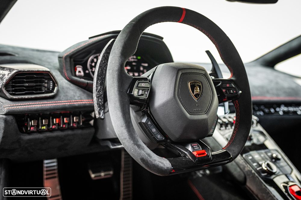 Lamborghini Huracán 5.2 V10 LP Performance - 37