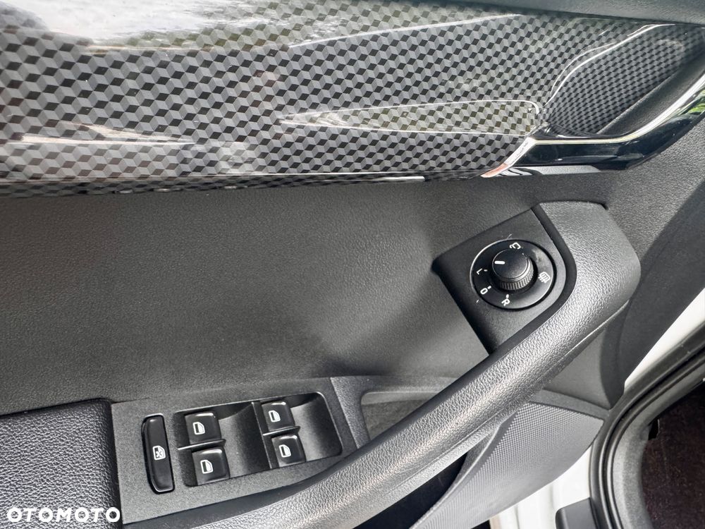 Skoda Octavia 2.0 TDI RS - 13