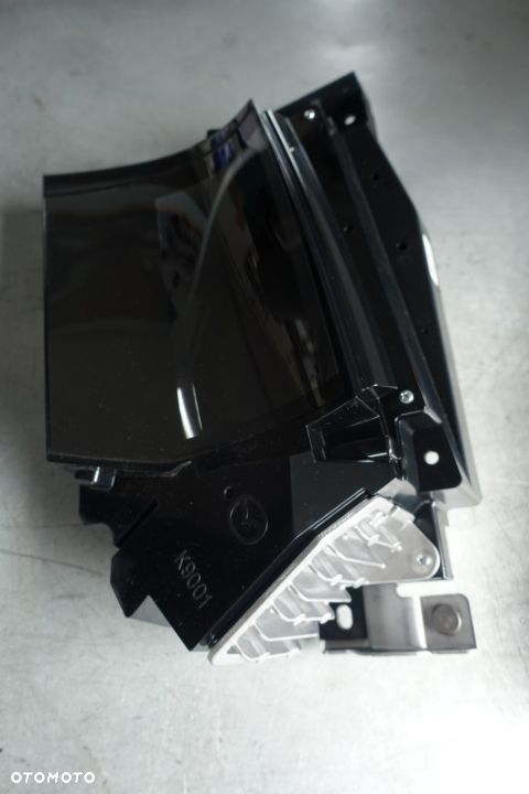 RADIO WYŚWIETLACZ MAZDA 3 IV 19-20r. - 2
