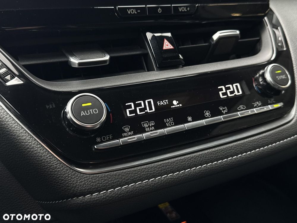 Toyota Corolla 2.0 Hybrid GR Sport Dynamic - 25