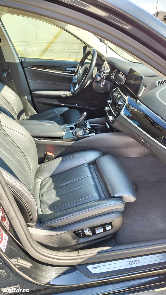 BMW Seria 5 520d AT - 15