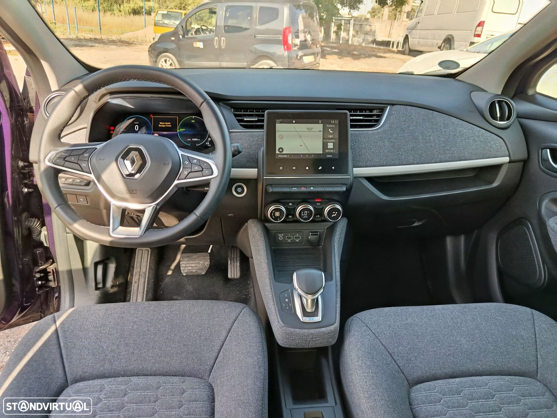 Renault Zoe - 8