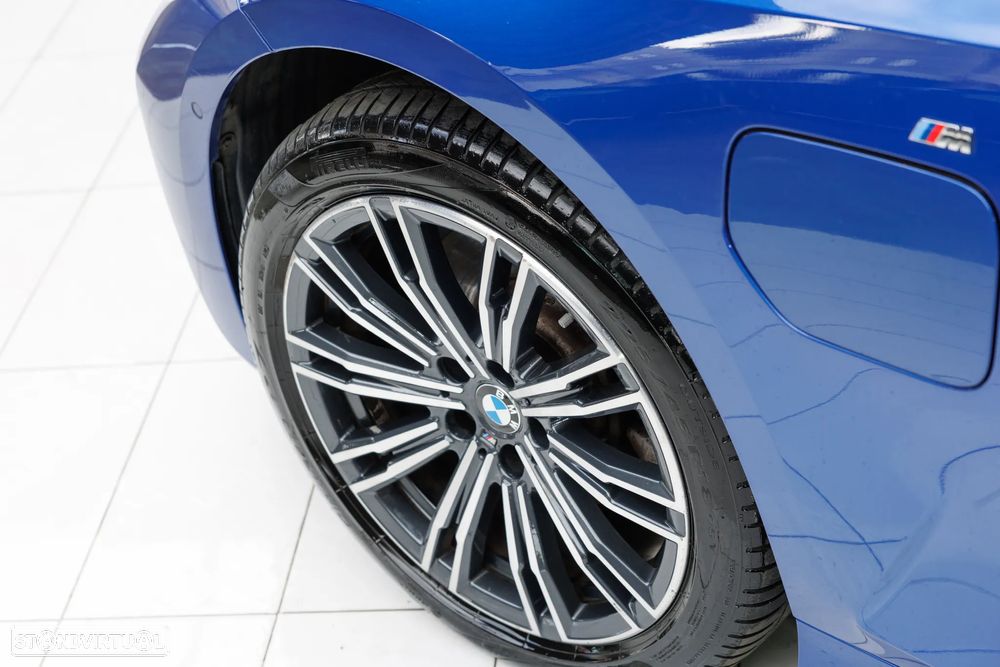 BMW 320 e Aut. M Sport - 46