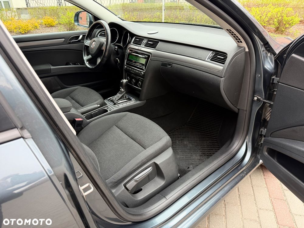 Skoda Superb 2.0 TDI 4x4 Ambition DSG - 6