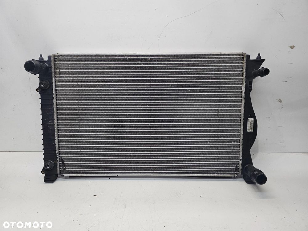 CHŁODNICA WODY AUDI A6 C6 LIFT 3.0 TFSI 4F0121251AF - 1