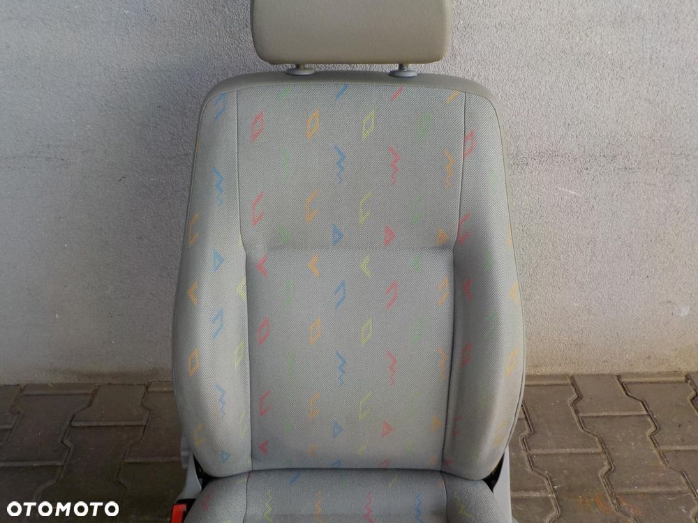 VW T5 FOTEL SIEDZENIE KIEROWCY INKA REGULACJA - 5