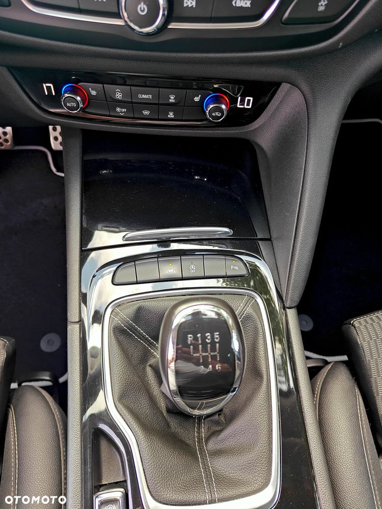 Opel Insignia - 23