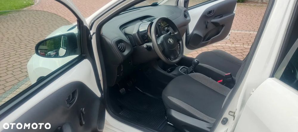 Toyota Aygo - 24