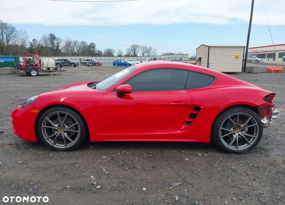Porsche 718 Cayman - 4