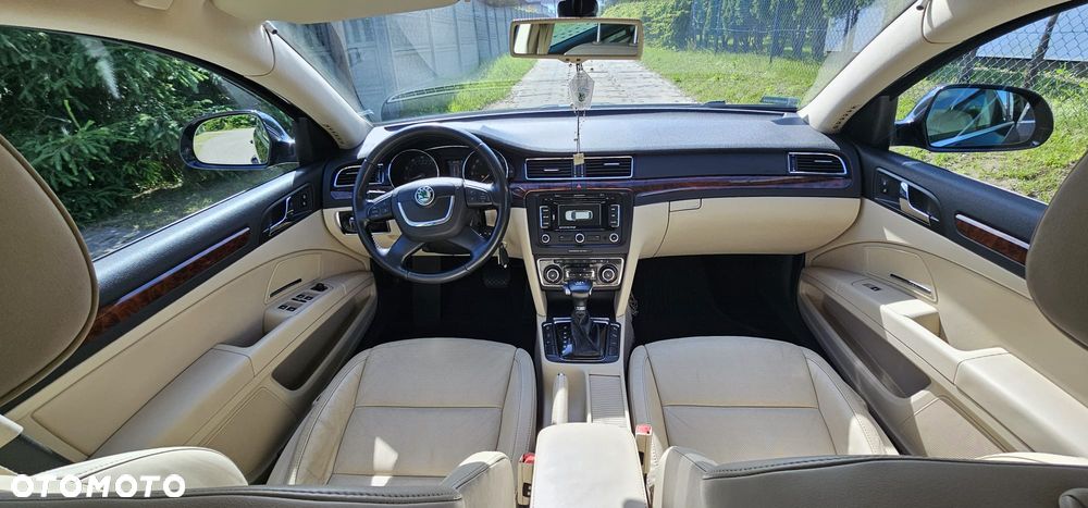 Skoda Superb 1.8 TSI Elegance DSG - 18