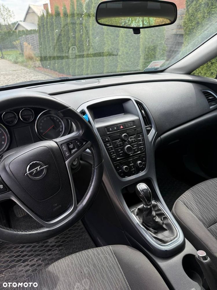 Opel Astra 1.6 - 8