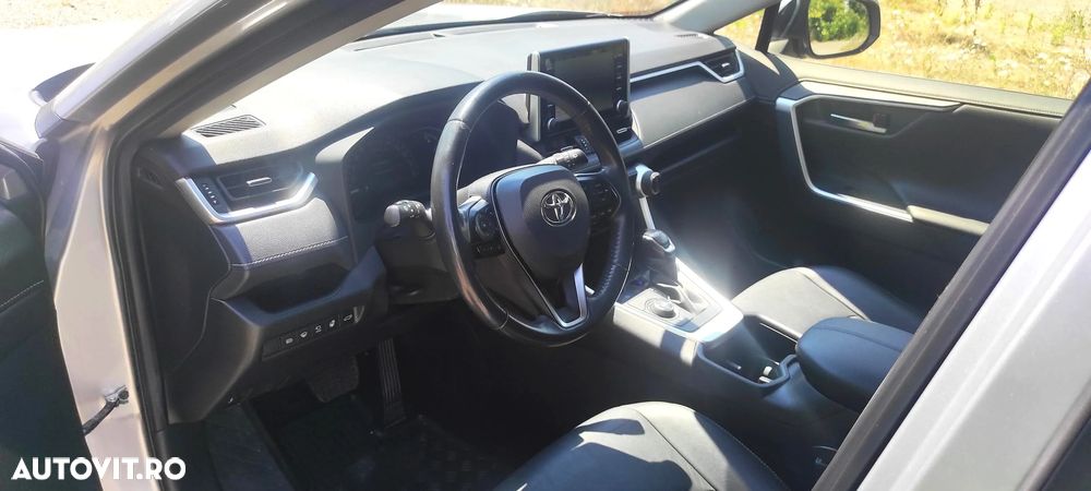 Toyota RAV4 - 13