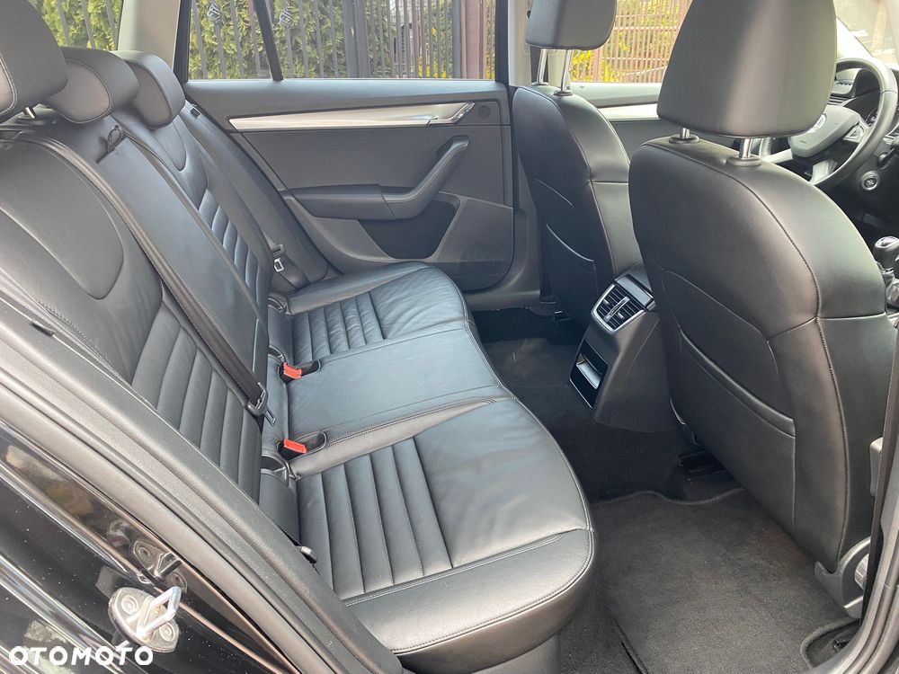 Skoda Octavia 1.6 TDI Green tec Elegance - 6