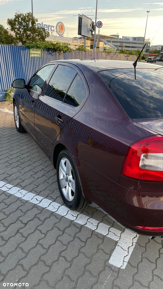 Skoda Octavia 1.8 TSI Elegance DSG - 16