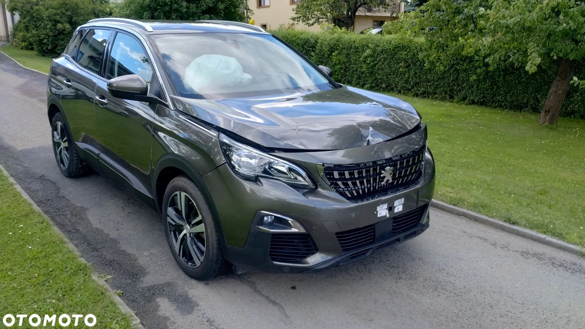 Peugeot 3008 BlueHDi 130 Stop & Start EAT8 Allure Business-Paket - 1