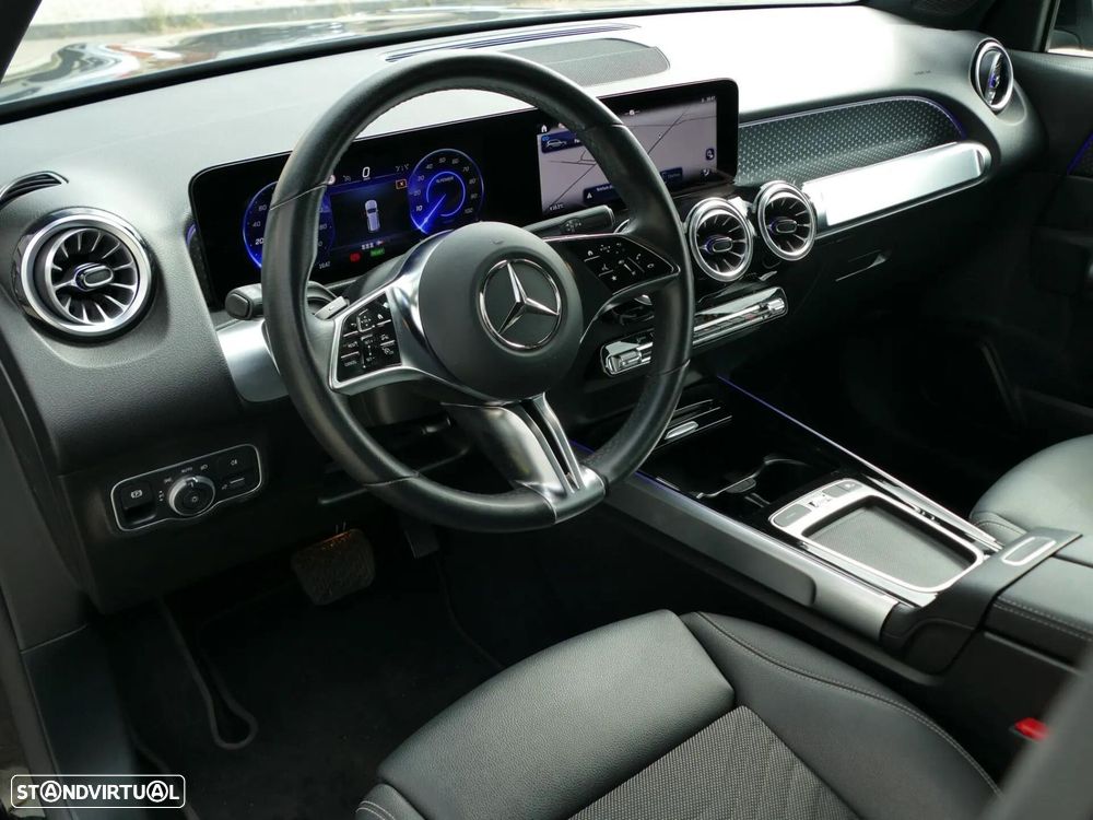 Mercedes-Benz EQB 300 4Matic Progressive - 28