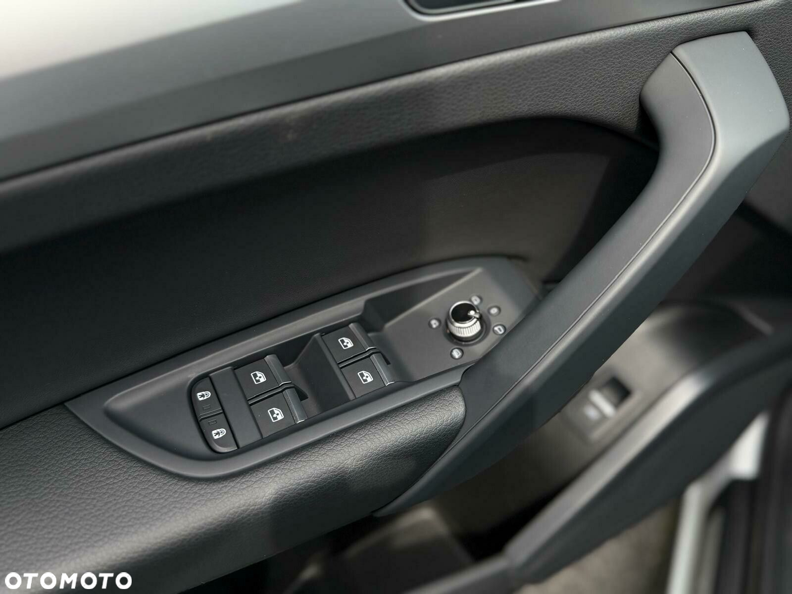 Audi Q5 Sportback - 13