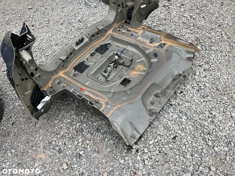 Pas tylny ćwiartka wanna Ford Kuga III 2.5 HYBRYDA - 5