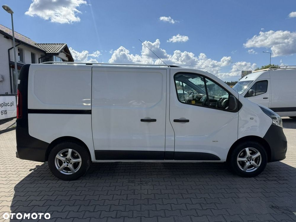 Opel Vivaro - 8