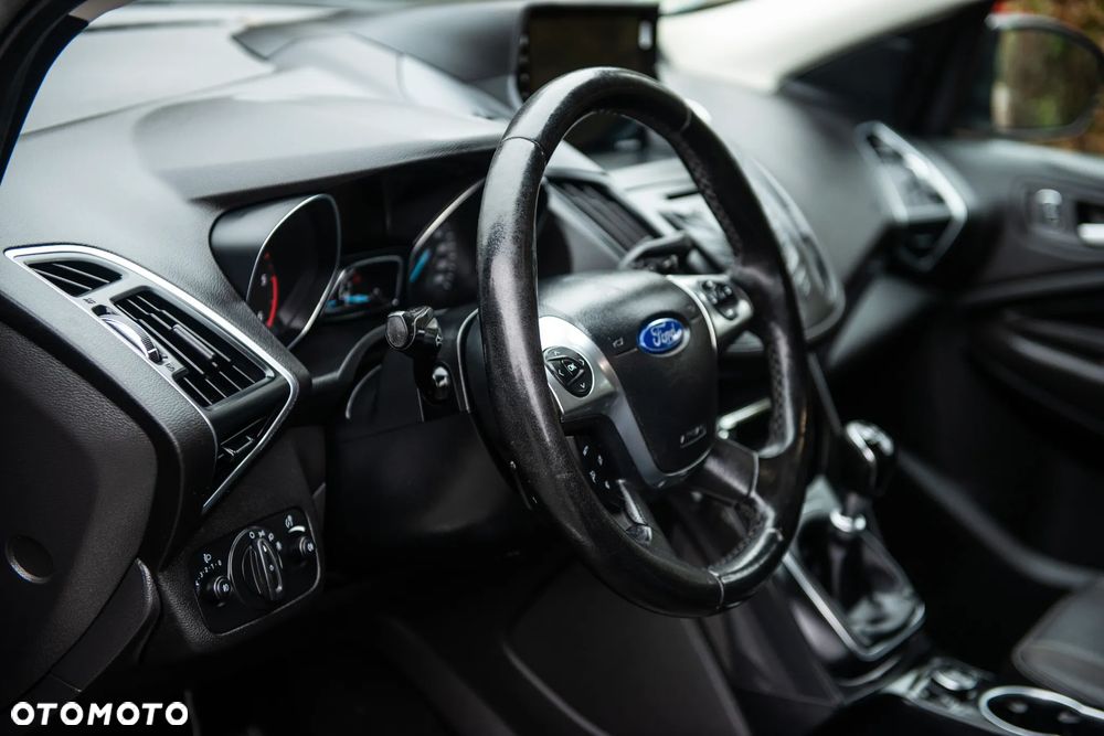 Ford Kuga 2.0 TDCi 4x4 Titanium - 21