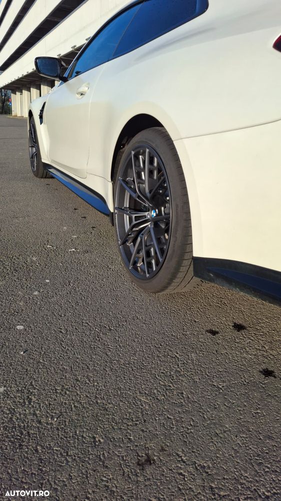 BMW M4 Competition M xDrive AT - 12