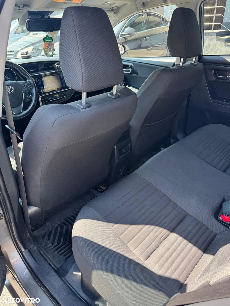 Toyota Auris - 7