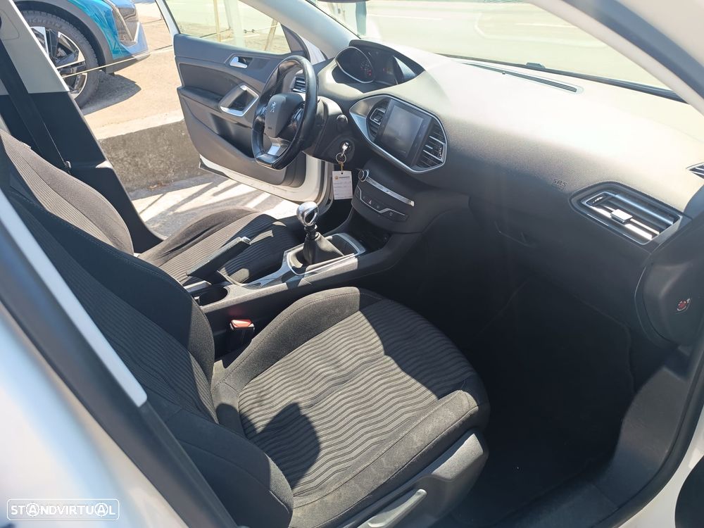 Peugeot 308 SW BlueHDi 120 Stop & Start Allure - 9