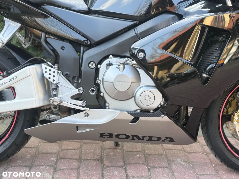 Honda CBR - 12