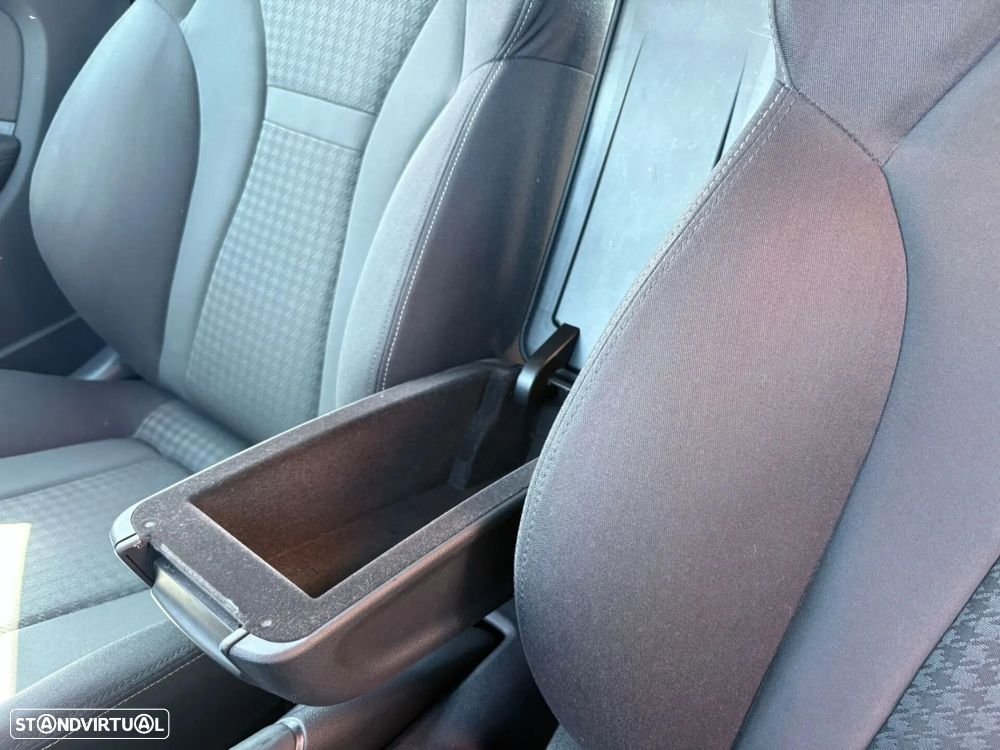 Audi A1 1.6 TDI Sport - 32