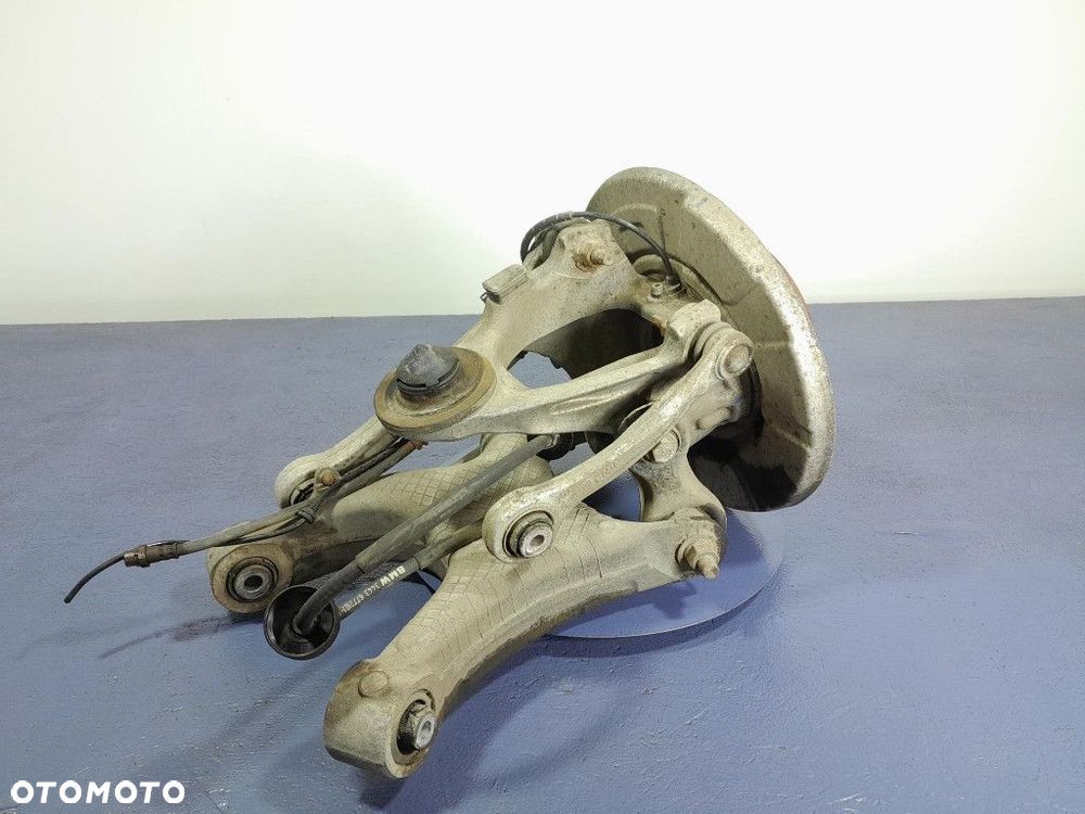 BMW X5 E70 LIFT 3.0 B 306 KM ZWROTNICA PIASTA TYŁ TYLNA LEWA 6770953 - 3