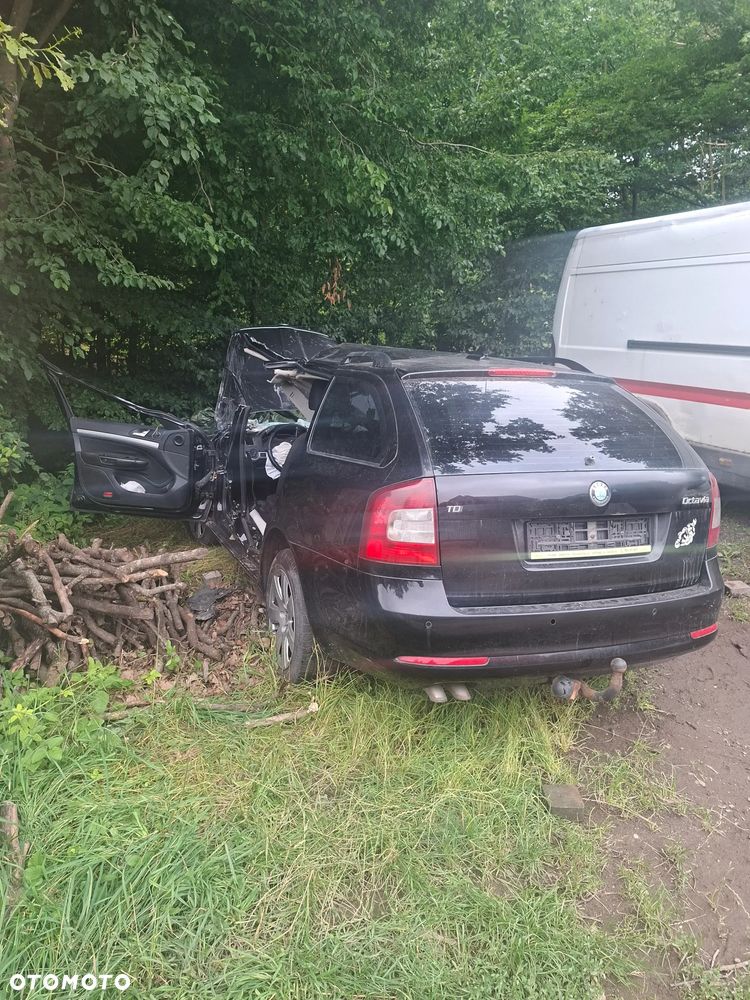 Skoda Octavia - 1