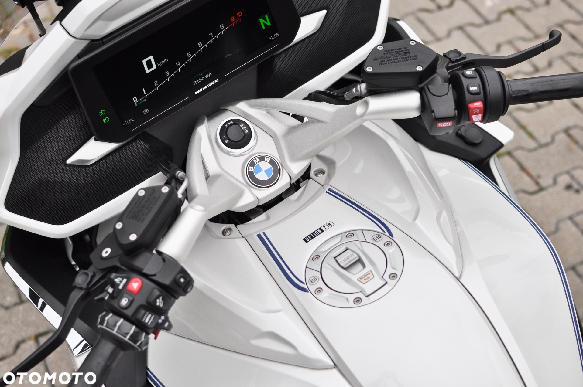 BMW K - 19