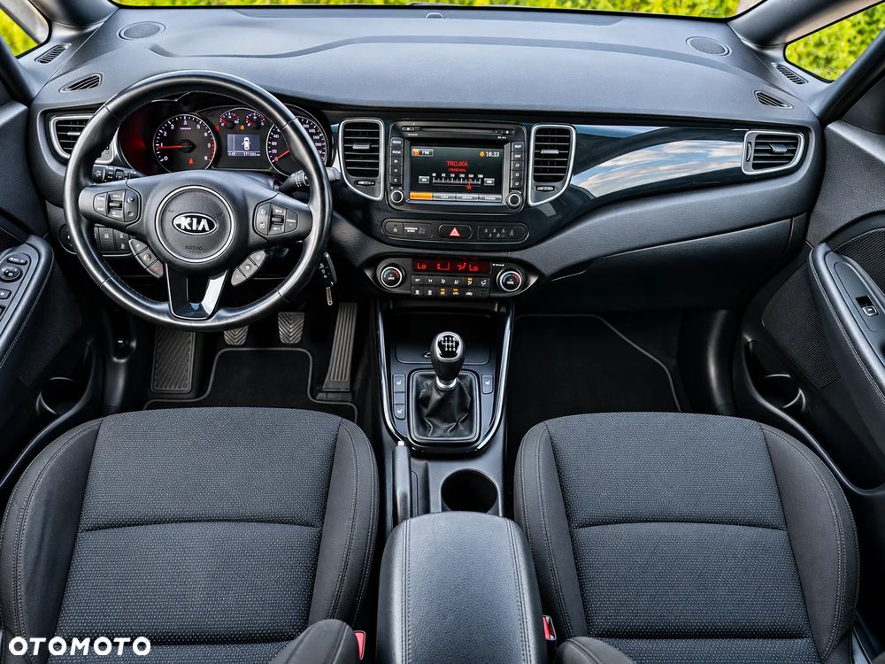 Kia Carens 1.7 CRDi XL 7os - 13