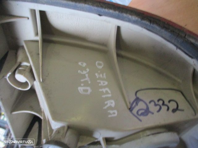 Farol Tras STOP2332 OPEL ZAFIRA 2003 DRT YORKA OPEL ZAFIRA A 2004 2.2Dti 117Cv 5P CINZA DRT YORKA OPEL ZAFIRA A 2003 2.2DTI 125CV 5P CINZA - 3
