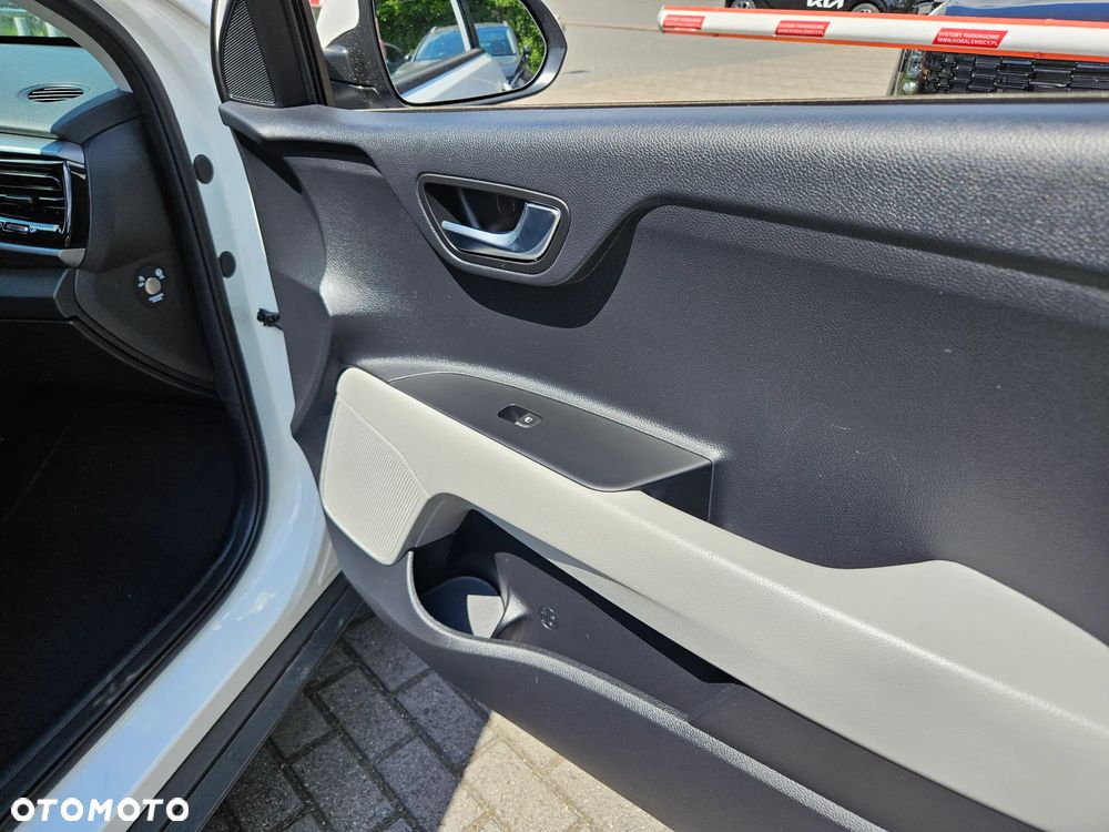 Kia Stonic 1.0 T-GDI L - 26
