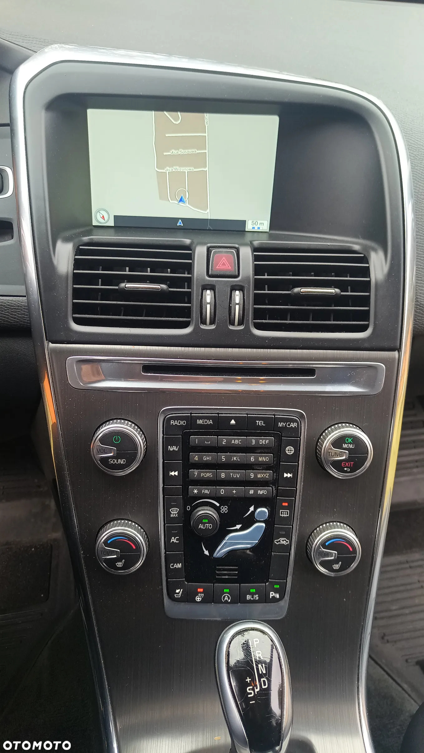 Volvo XC 60 T6 Geartronic Summum - 11