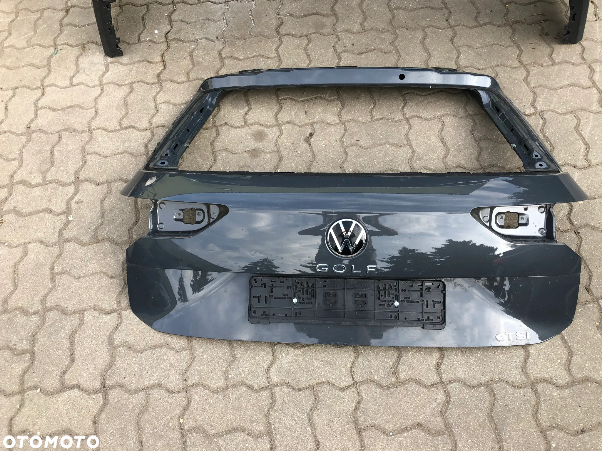 Klapa tył szyba VW golf 8 kombi - 2
