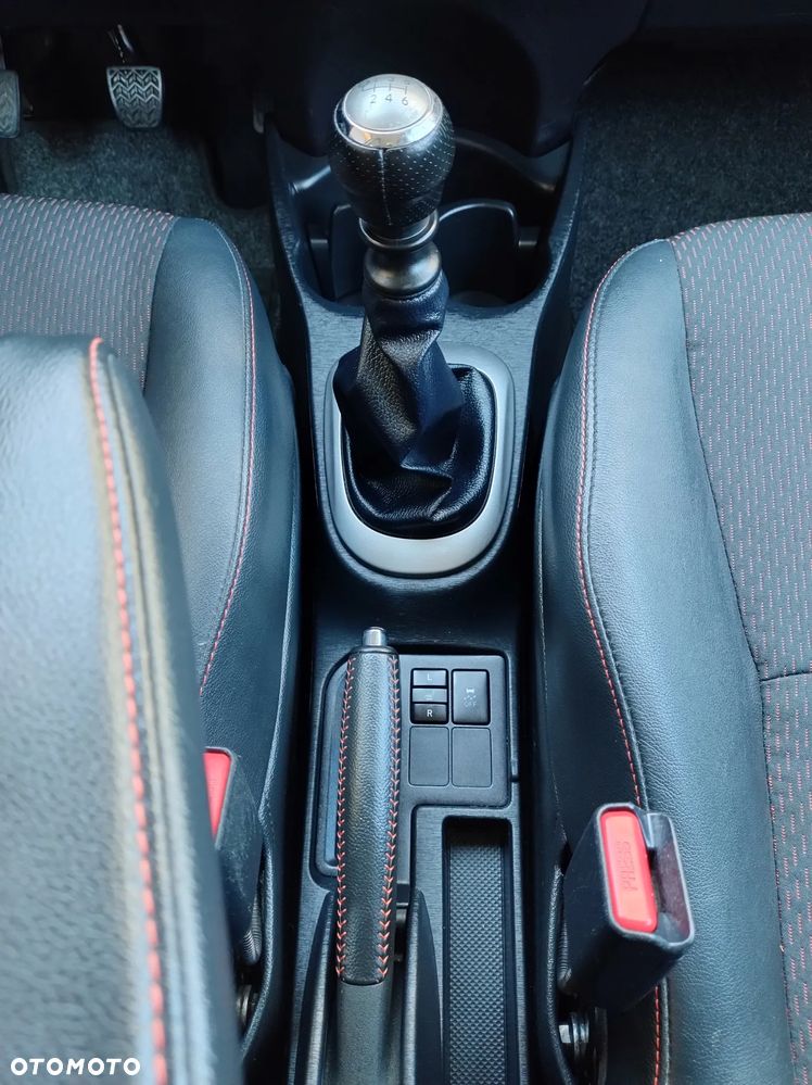 Toyota Yaris 1.33 VVT-i Comfort - 30