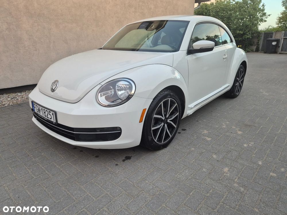 Volkswagen New Beetle - 1