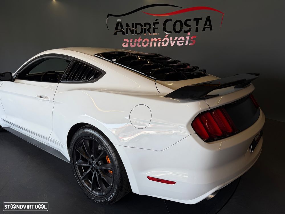 Ford Mustang 2.3i EcoBoost Aut. - 12
