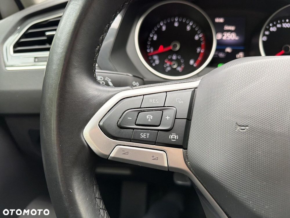 Volkswagen Tiguan 1.5 TSI EVO Life - 19