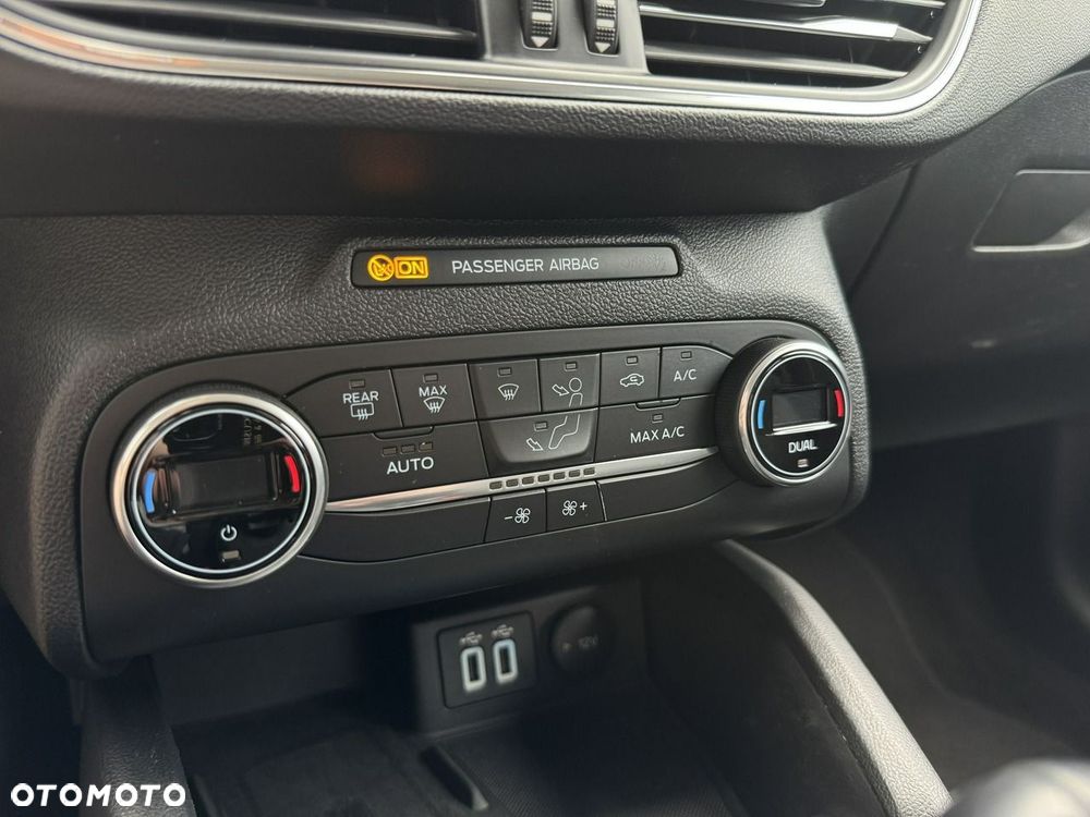 Ford Focus - 26