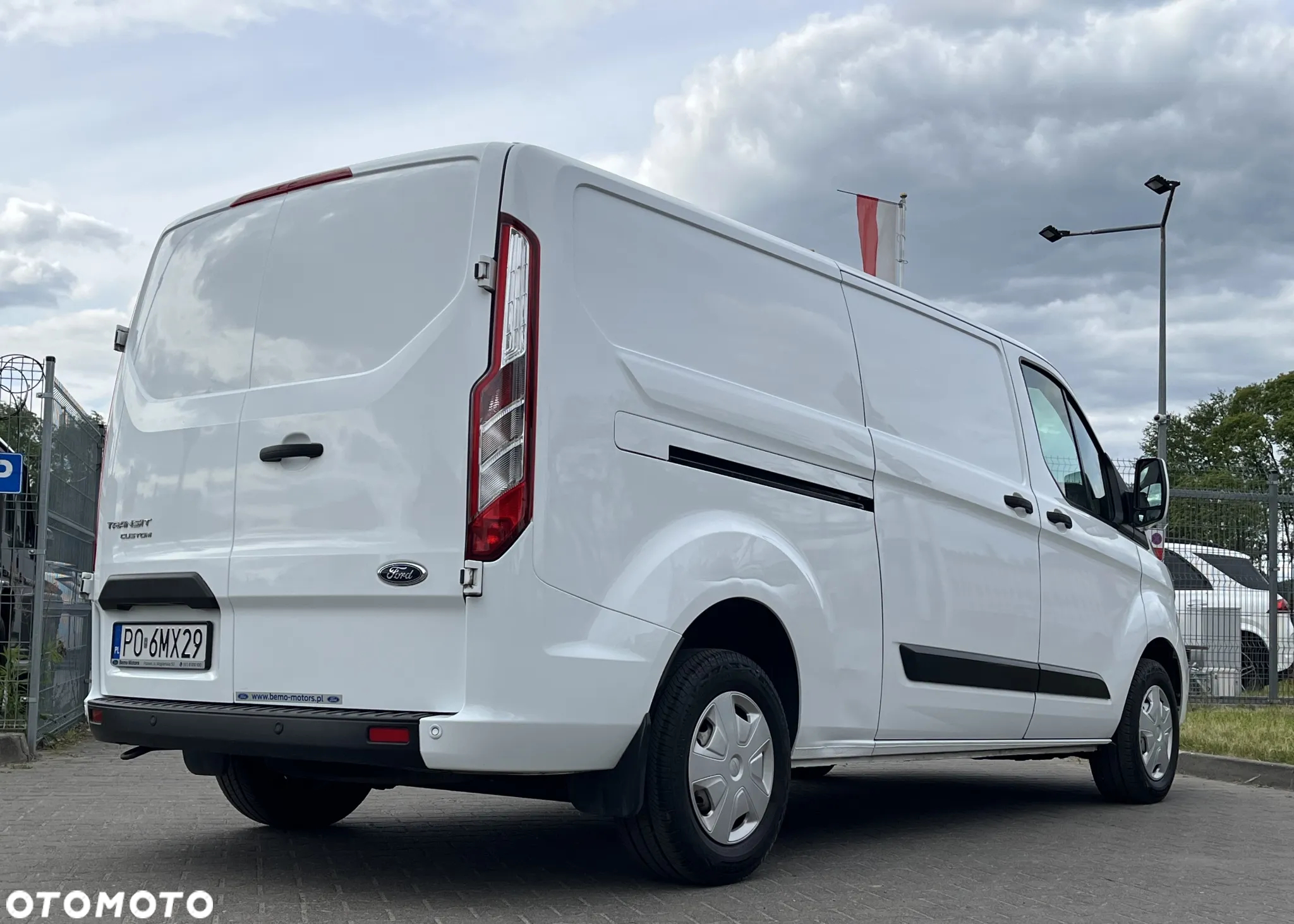 Ford Transit Custom - 12