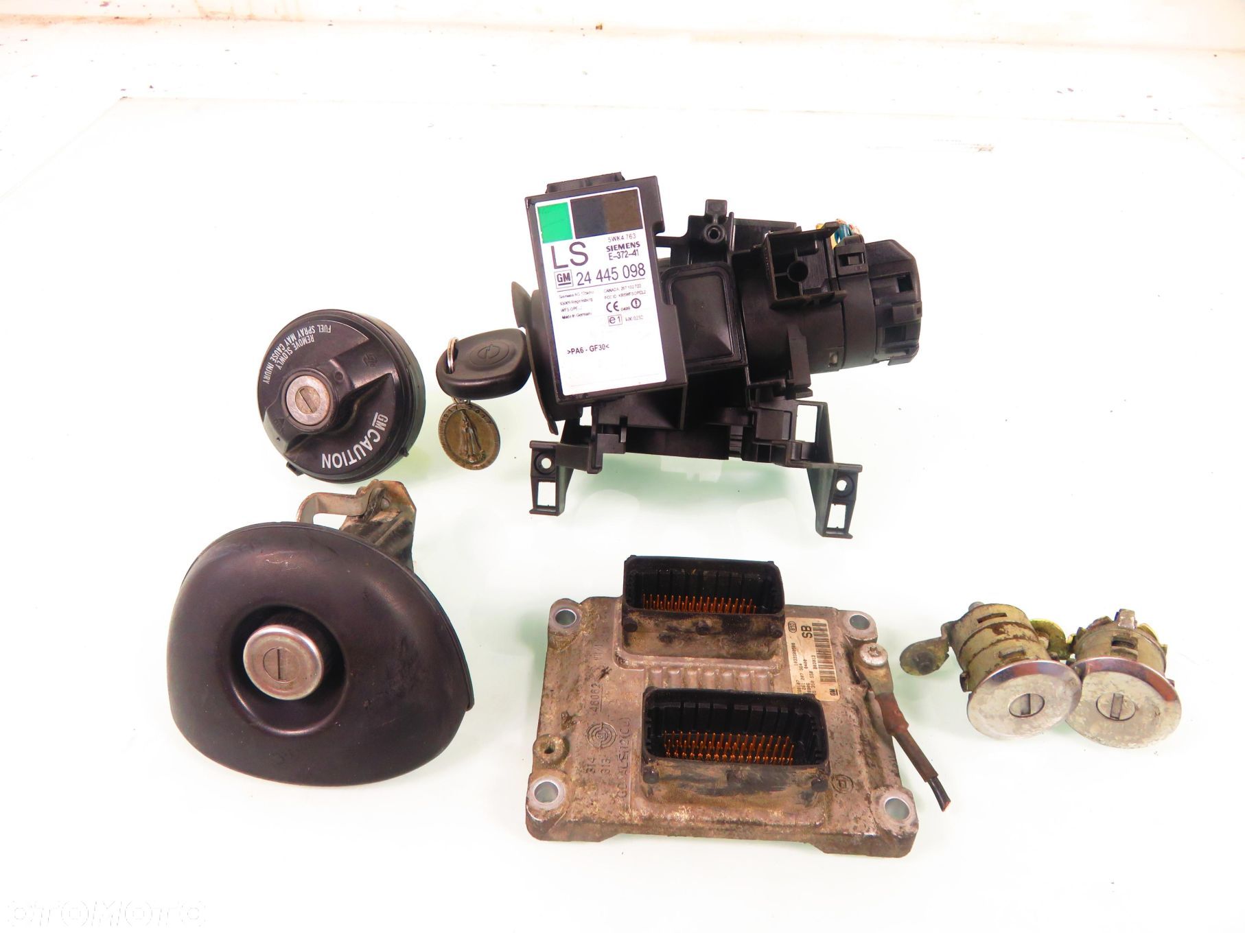 STACYJKA STEROWNIK OPEL AGILA A 1.2 0261207964 - 1
