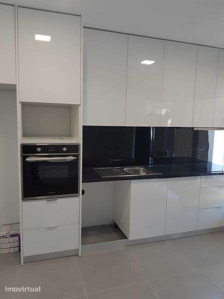 Excelente Apartamento T1 Figueiró ( Paços de Ferreira ) - Grande imagem: 2/10