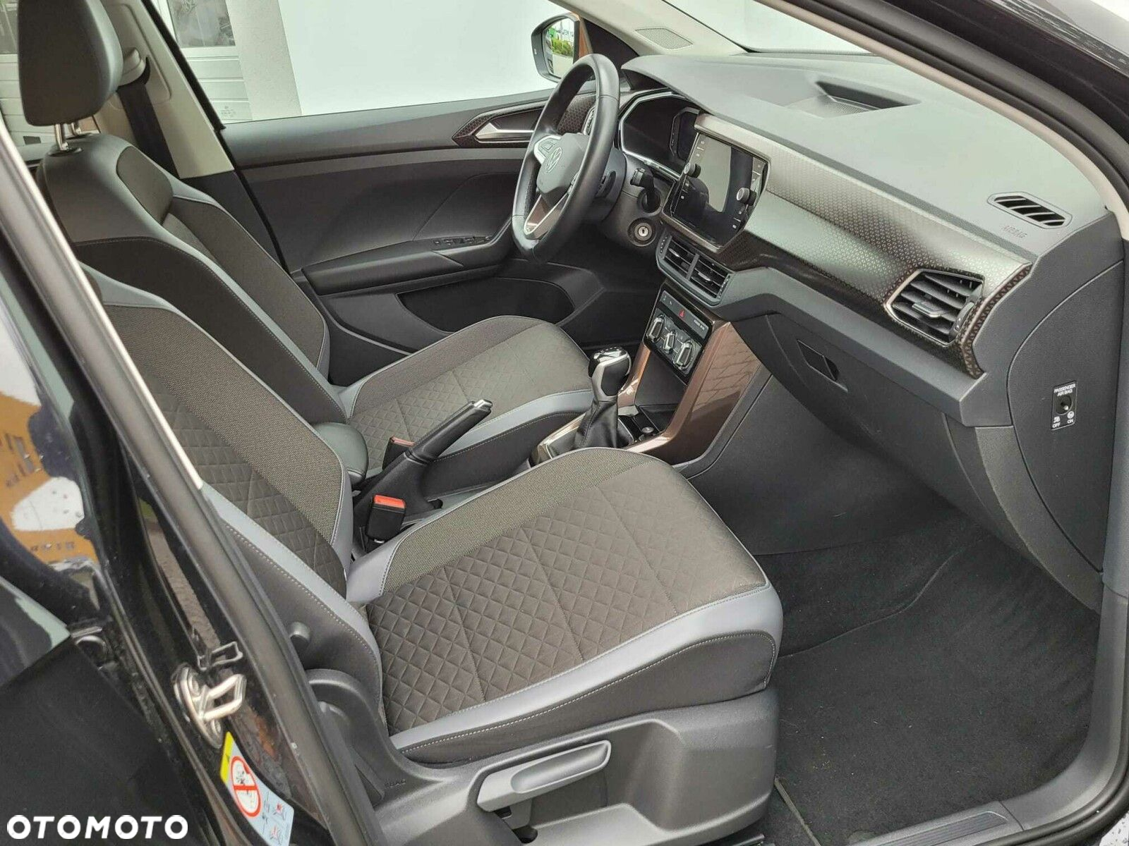 Volkswagen T-Cross - 7
