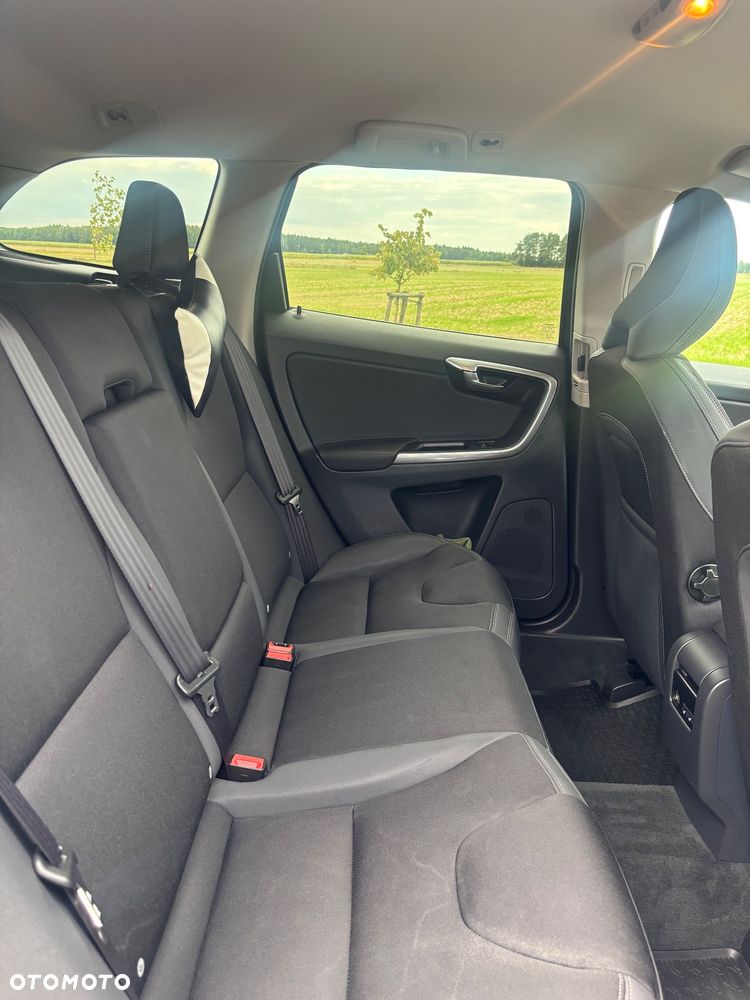 Volvo XC 60 - 11