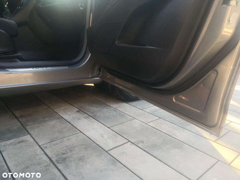 Opel Meriva - 25